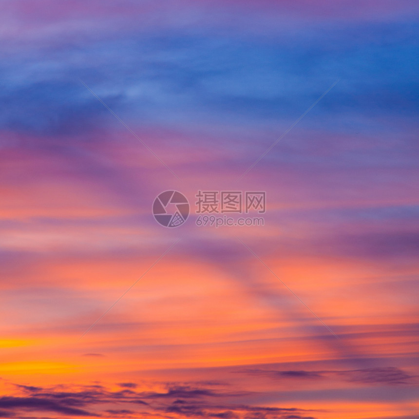 夜晚的天空太阳蓝色日落晴天阳光橙子季节戏剧性墙纸天气图片