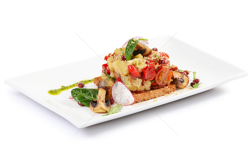烤茄子和胡椒的沙拉萝卜香菜美食小吃蔬菜午餐盘子面包油炸季豆图片