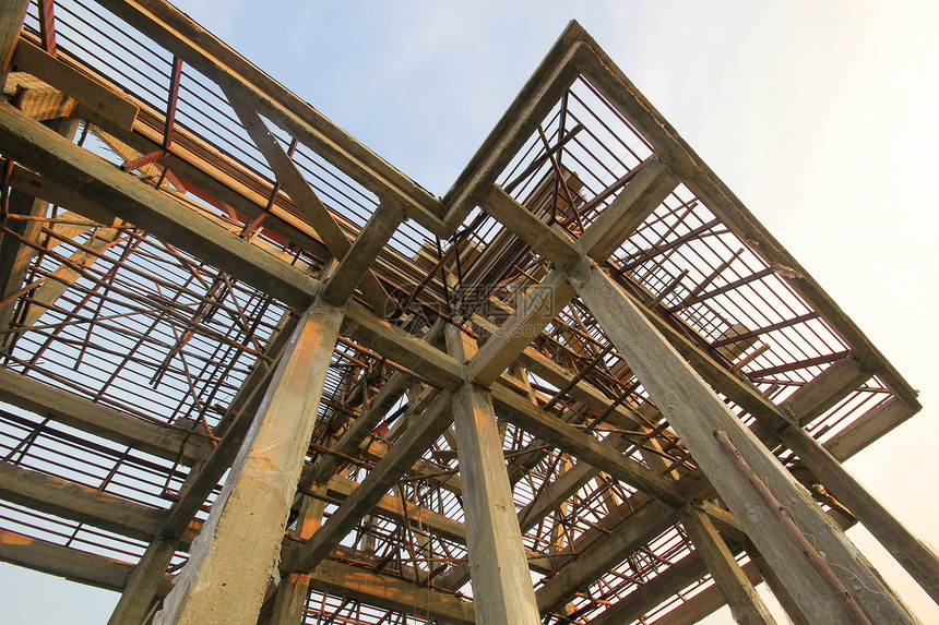 正在建造的新住房脚手架进步起重机金属光束机器财产劳动工程工程师图片