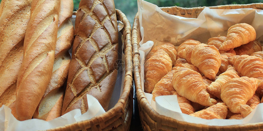 法国面包和羊角面包甜点营养浆果面团糕点水果包子美食馅饼面粉图片