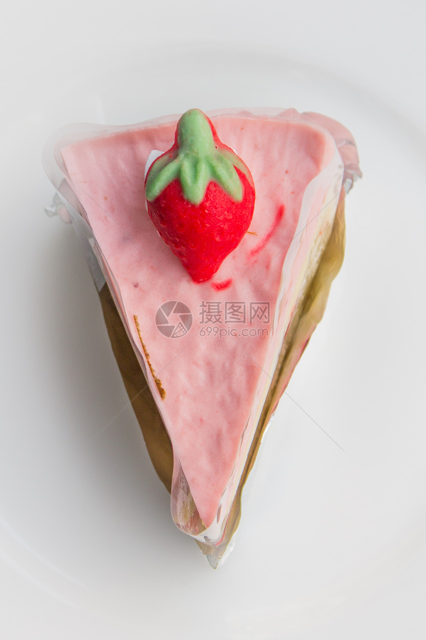 草莓芝士蛋糕小吃蛋糕甜点盘子白色红色奶油食物图片