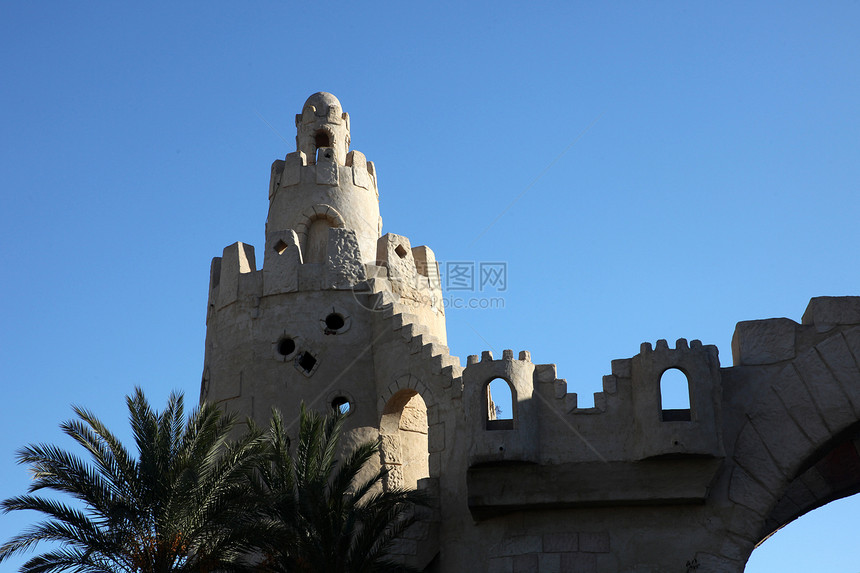 突尼斯传统建筑突尼斯传统结构八角形视窗建筑学立方体文化蓝色工程正方形天空圆圈图片