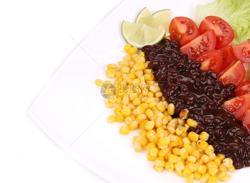 豆子沙拉贴近点盘子黄色玉米大部分蔬菜宏观红色图片