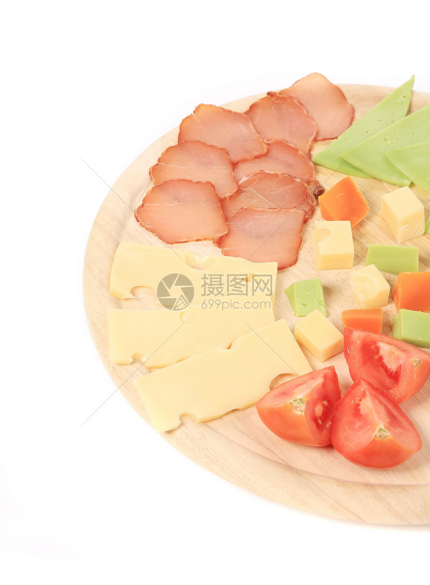 肉和奶酪盘盘子小吃红色白色食物绿色黄色模具蓝色大理石图片