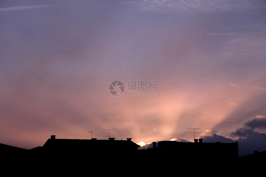 日落街道建筑物辉光照明水平城市夜生活天际戏剧性黄色图片