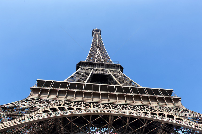 从巴黎埃菲尔铁塔查看旅游地标建筑天空建筑学天际历史城市历史性首都图片