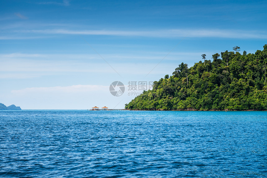 泰王国热带岛屿情调海洋荒野天空码头海滩异国日光海岸蓝色图片