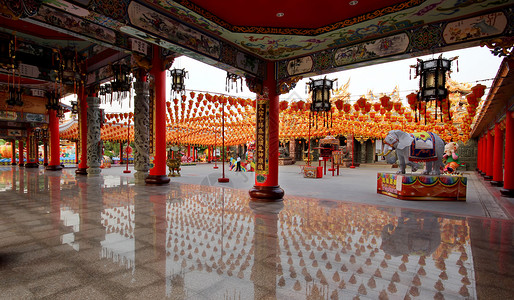 中国灯笼夜生活目的地庆典艺术地方娱乐红色寺庙新年设备背景图片