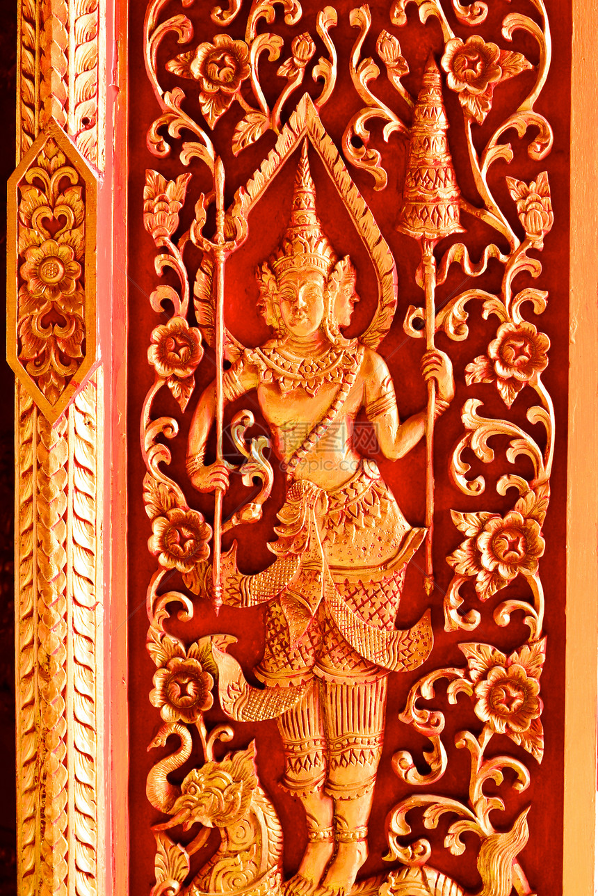 天使和泰国语模式红色金子寺庙雕塑文化白色雕像图片