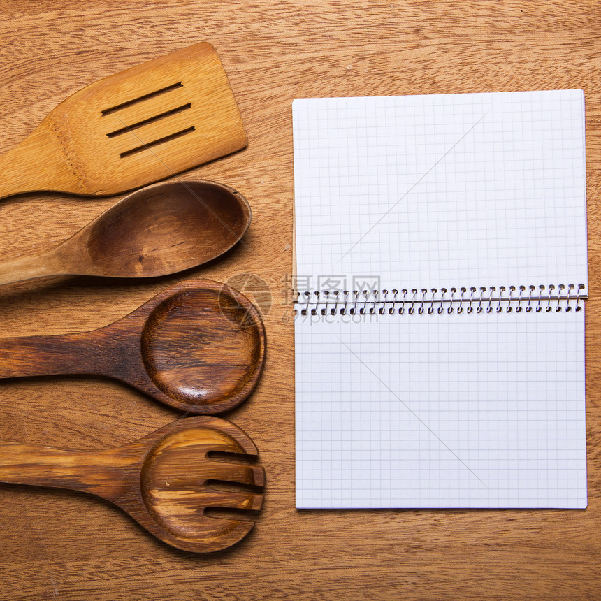 厨房 木环项目面包工具勺子别针桌子食物烘烤烹饪用具图片