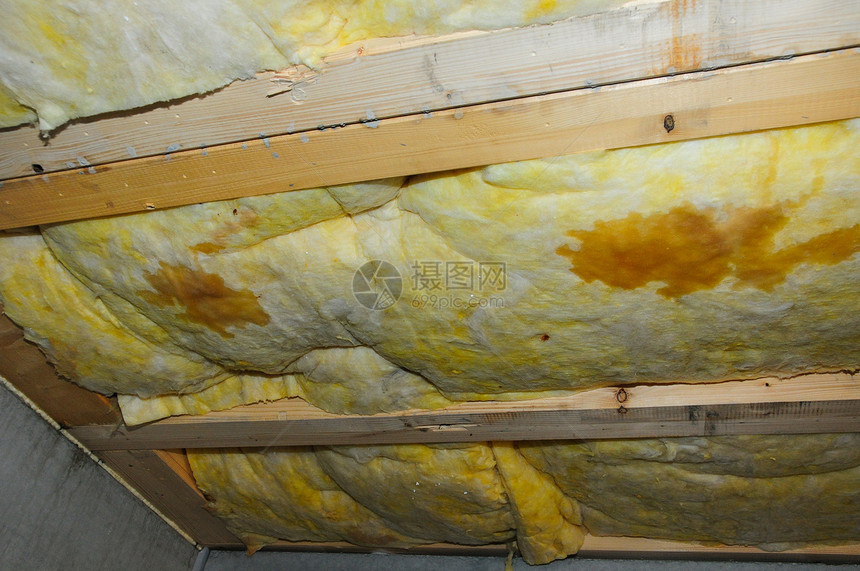 湿差缺漏的天花板绝缘水分霉菌绝缘材料密封缺陷绝缘垫施工建筑泄漏地窖图片