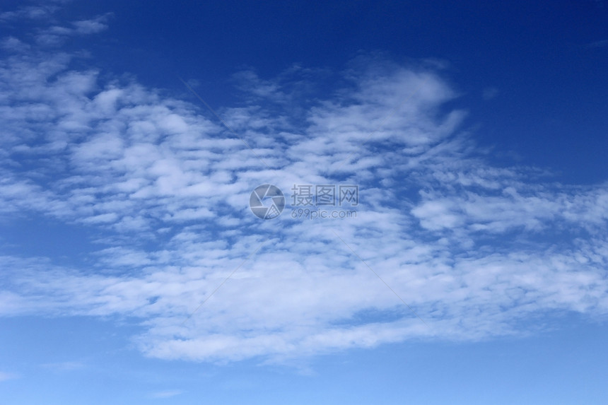 蓝蓝天空云风景旅行天气符号自由空气蓝色天空框架隐喻图片
