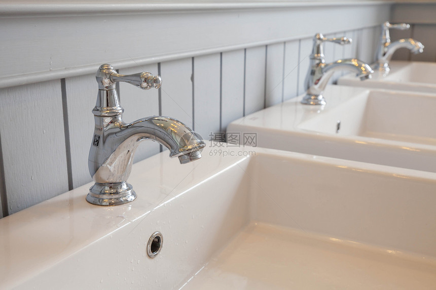 盆地流域壁橱浴室家具制品装饰房间建筑学隐私风格卫生图片