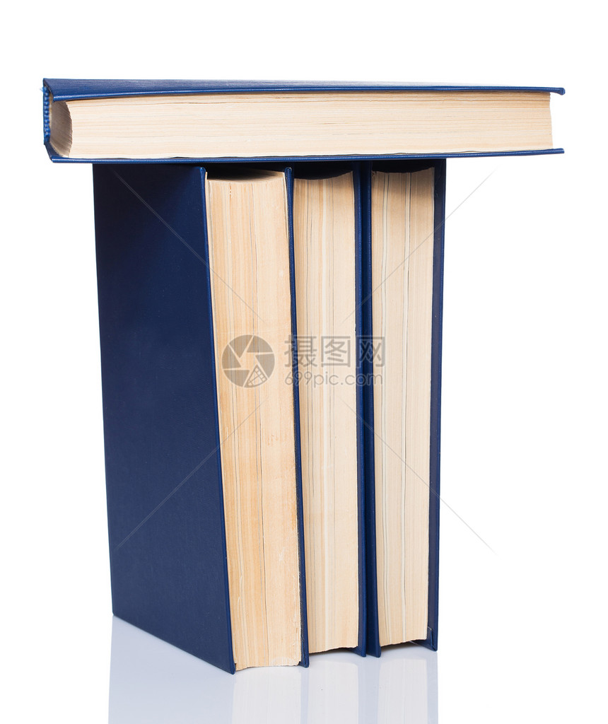 书籍 白色背景的旧书堆叠文档学习科学木头教育大学文学蓝色出版物阅读图片