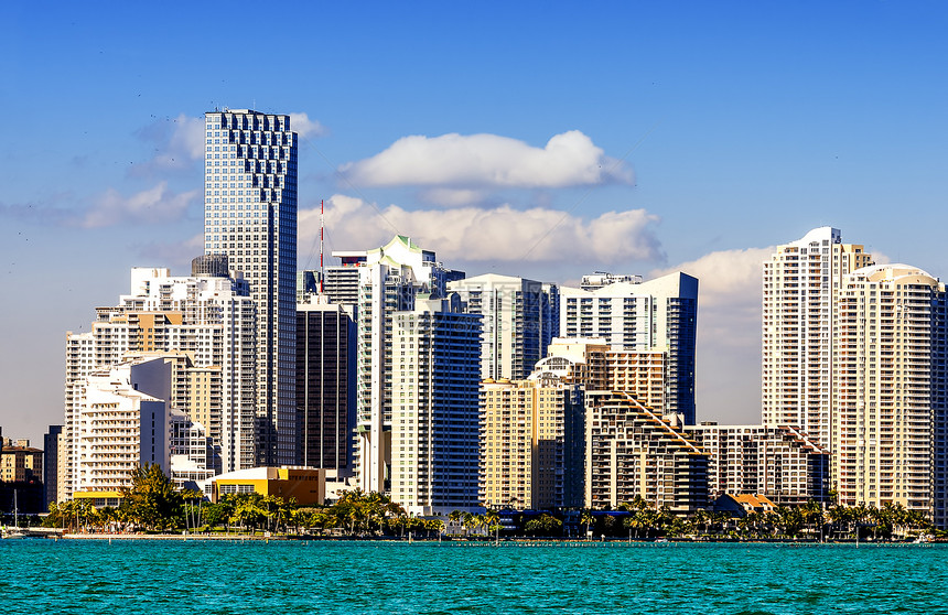 迈阿密市中心天线摩天大楼海岸线热带海景反射全景观光天际地标景点图片
