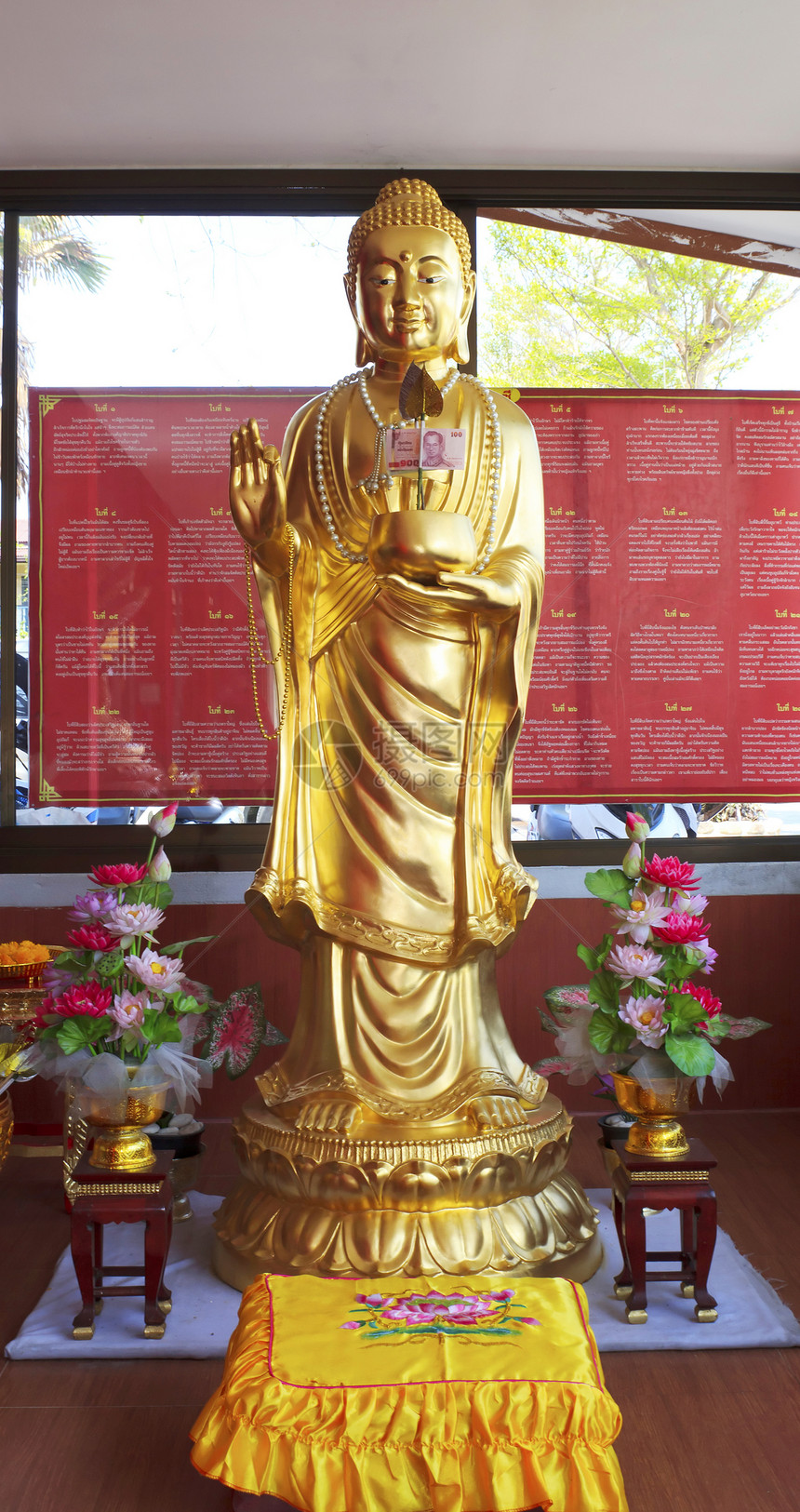 宽燕雕像精神古董寺庙菩萨佛教徒信仰宗教传统历史文化图片