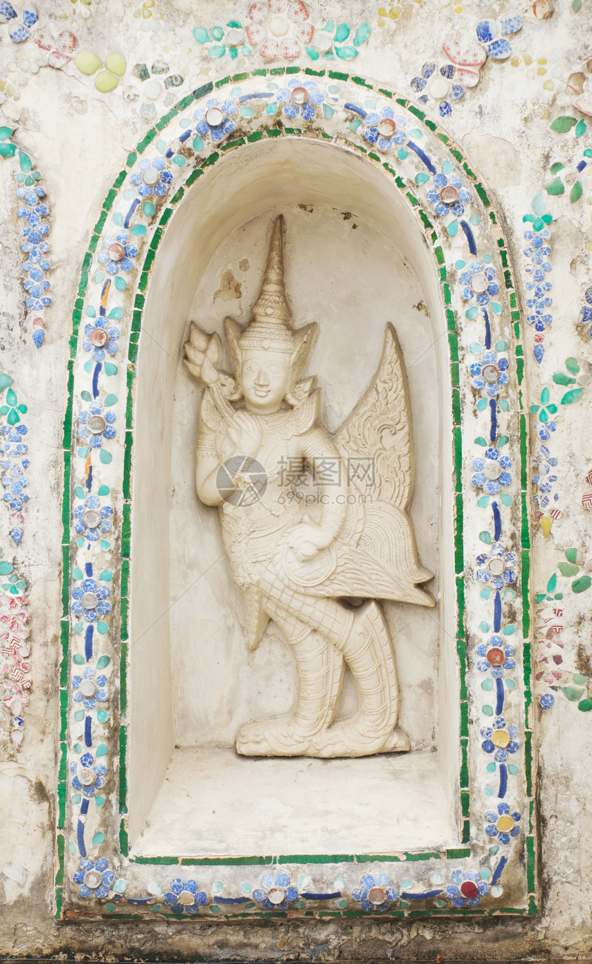 来自Wat Arun 的雕像石头古董雕塑白色女性寺庙历史身体艺术数字图片