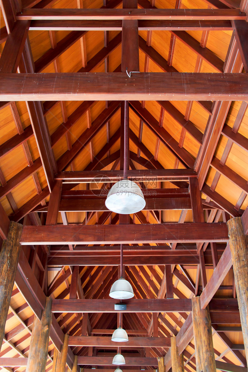 木屋顶天花板建筑木板护套框架房子椽子横梁卵石木头图片