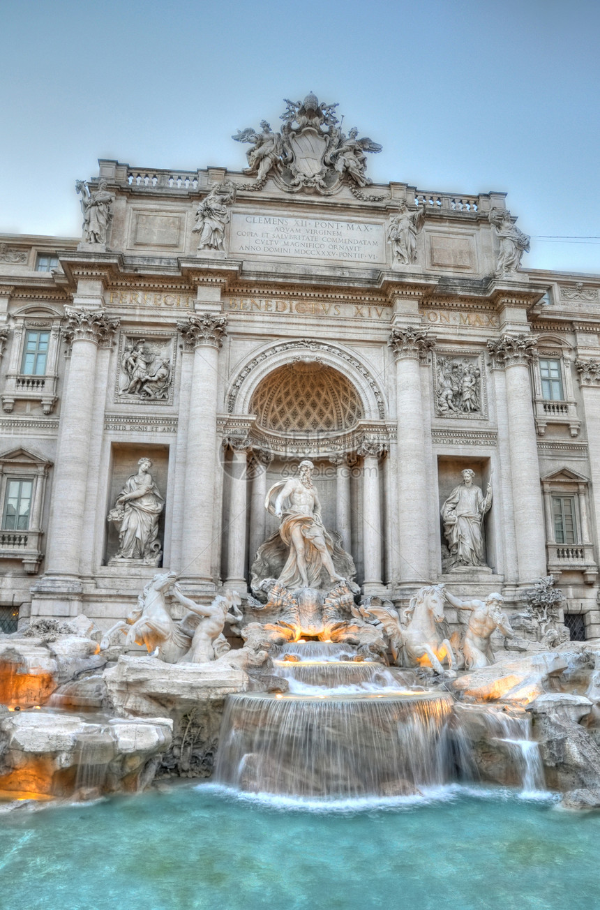 罗马的特雷维喷泉柱子建筑学文化历史性旅行海王星大理石艺术雕像纪念碑图片