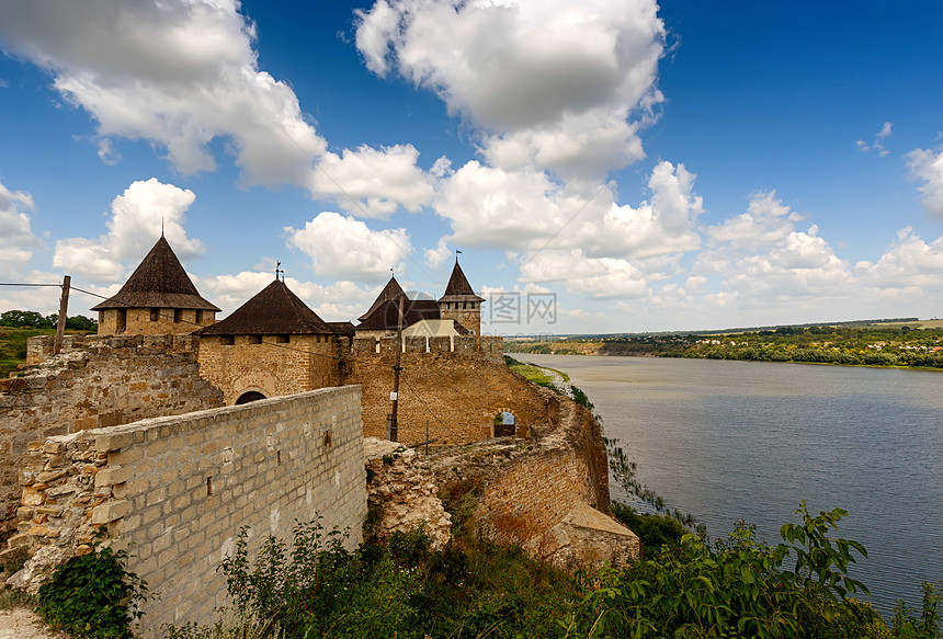 乌克兰建筑学巧克力历史性植被地标城堡纪念碑景点要塞遗产图片