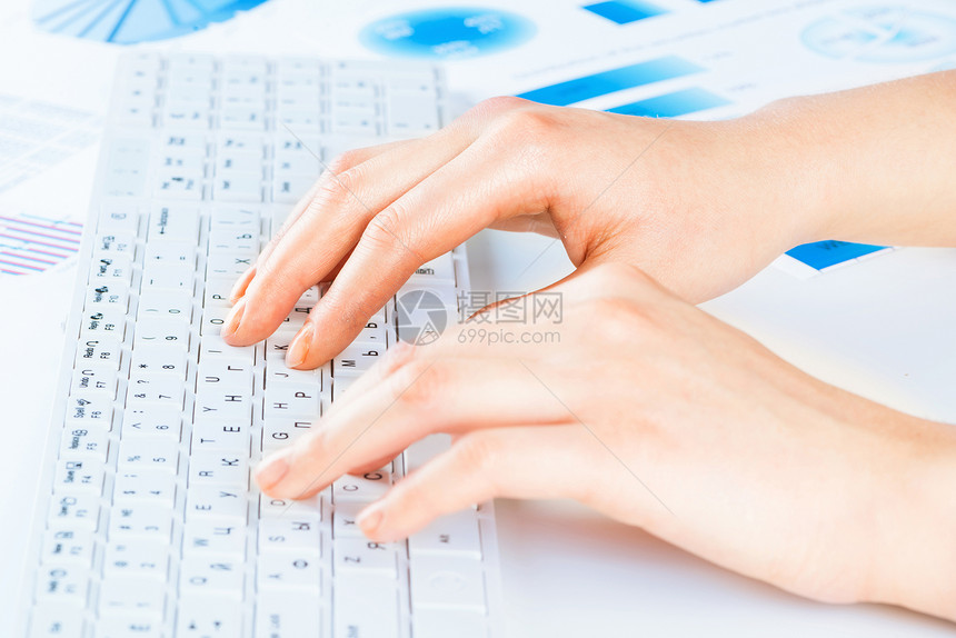 妇女指纹硬件笔记本工作数据老鼠木板技术手指秘书职业图片
