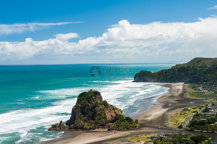 皮哈海滩爬坡海洋风景山脉海岸支撑悬崖森林海滩蓝色图片