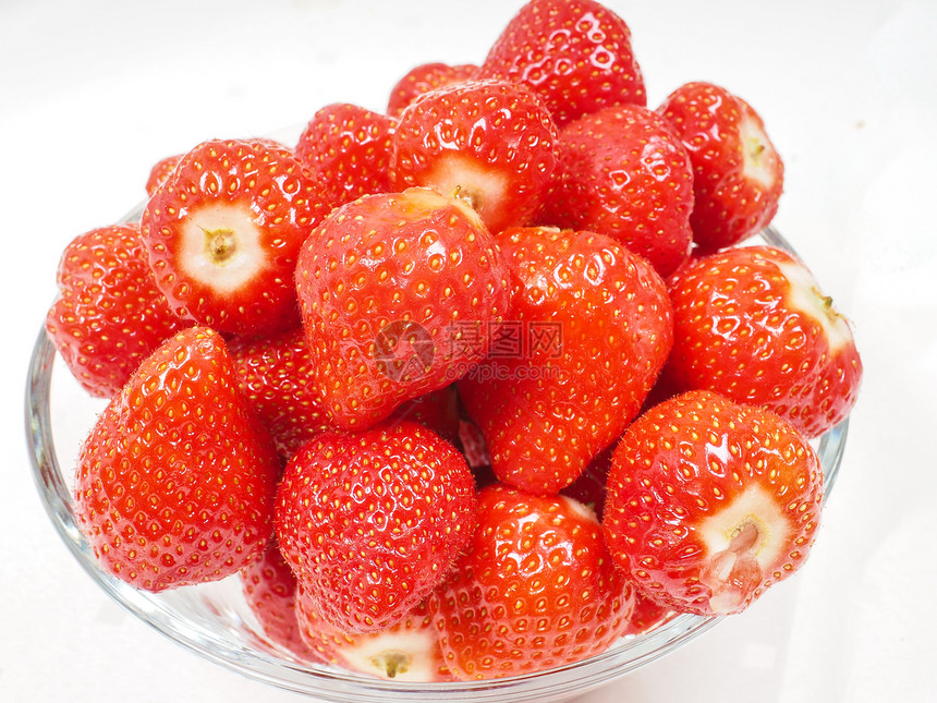 草莓碗零食女性手指采摘拇指小吃甜点展示宏观浆果图片