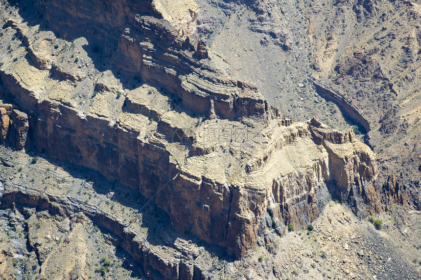 岩石墙旅行沙漠天空旱谷冒险骨折丘陵探索地质学荒野图片