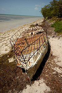 古巴难民木筏高清图片
