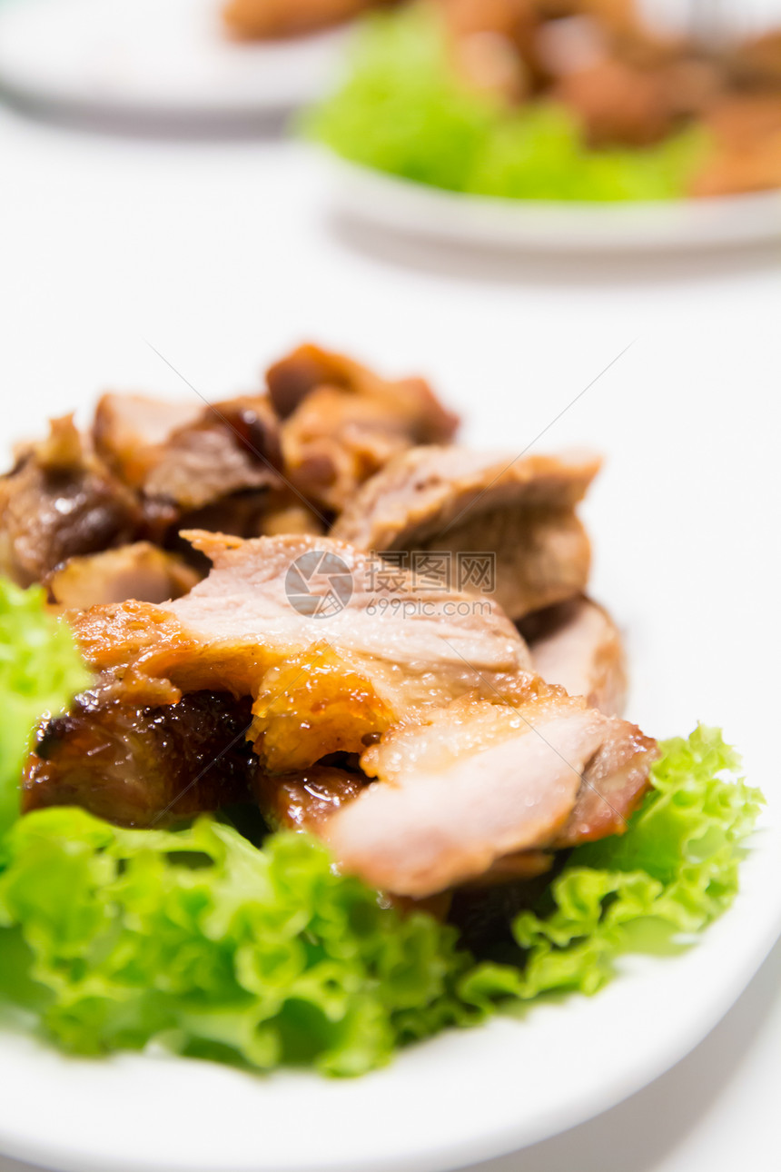 炒猪肉小吃胡椒黄瓜油炸沙拉民间桌子饮食绿色美食图片