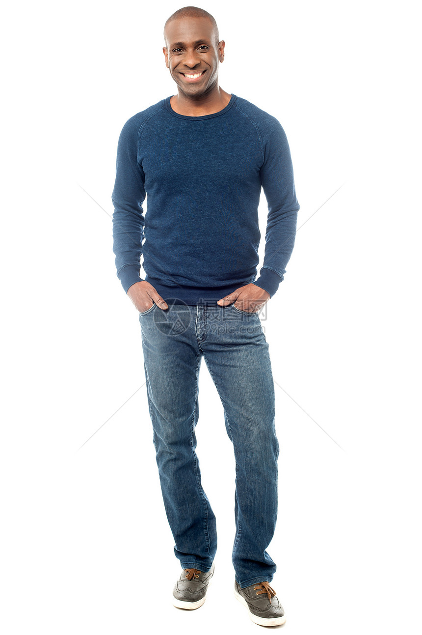 临时工全长肖像牛仔裤快乐微笑男人工作室男性中年冒充口袋图片
