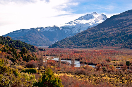 内乌肯省Tronador火山 阿根廷与智利之间边界 南五背景