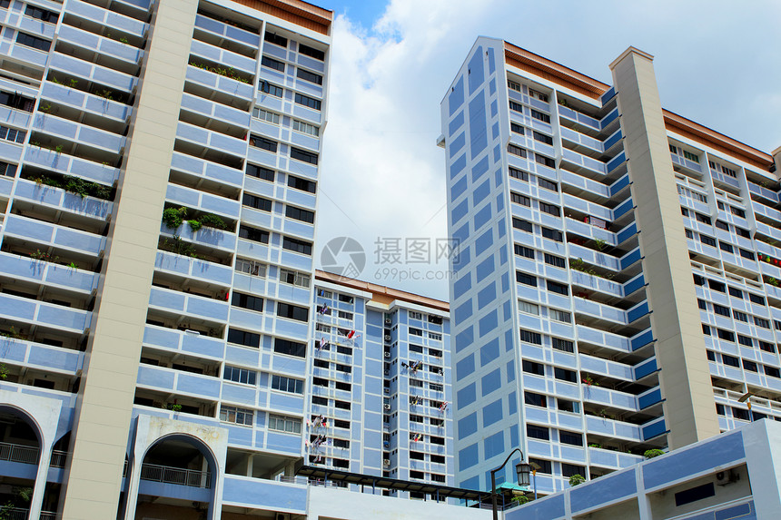 新加坡典型公共住房新加坡晴天建筑蓝色窗户旅行房子摩天大楼生长城市生活图片