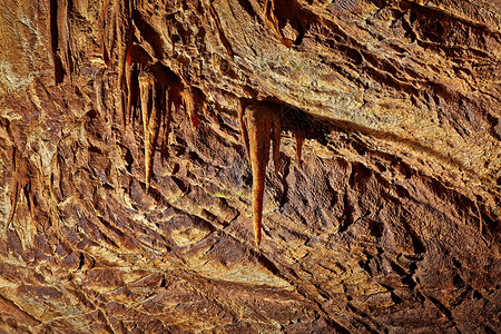 阿格泰莱克钟乳石地下高清图片
