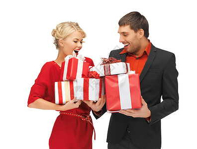 带礼物盒的男人和女人微笑礼物衣服夹克生日裙子夫妻男性盒子套装背景图片
