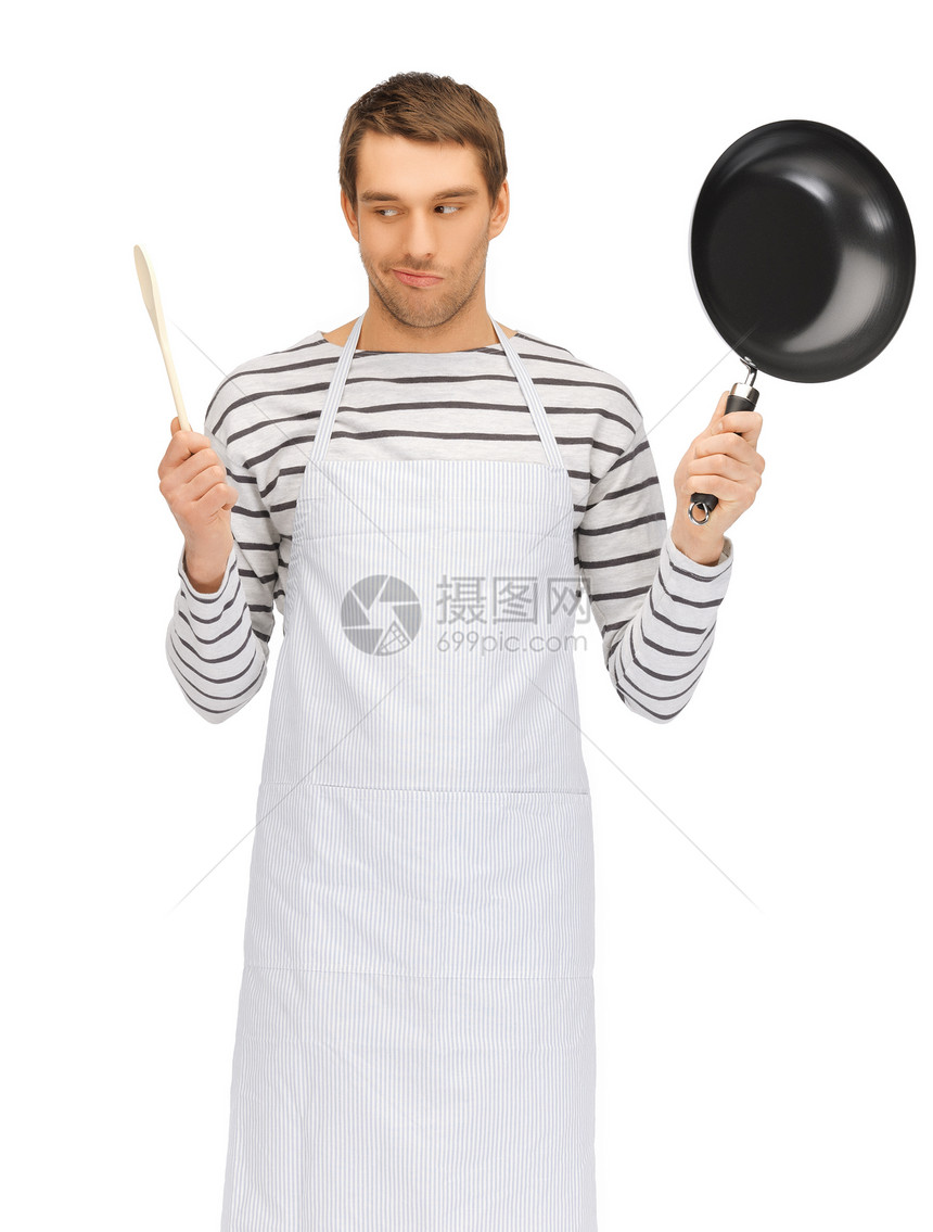长得英俊的 有锅和勺子的男人伙计烹饪厨师学生食物青年快乐牛仔裤男性平底锅图片
