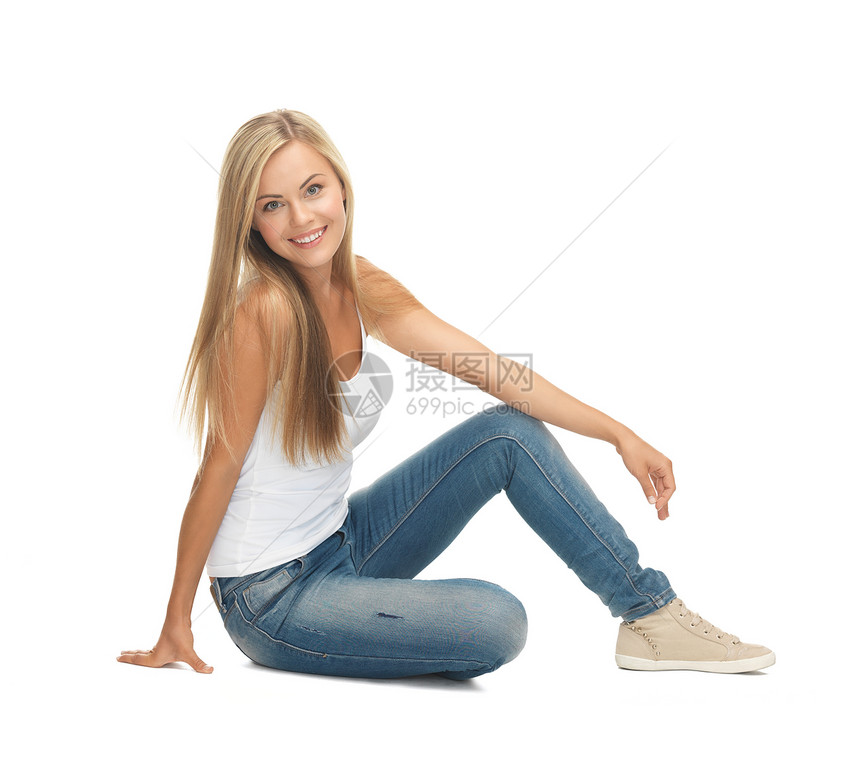 妇女穿着白白白色T恤衫学生女性女孩微笑女士青少年牛仔裤棉布姿势打印图片