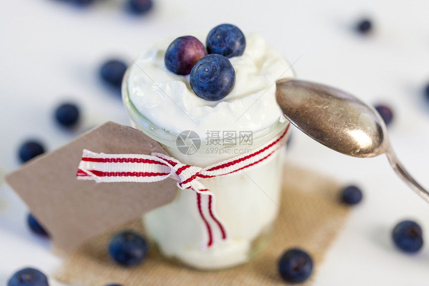 酸凝胶奶油或酸奶加蓝莓美食甜点水果奶制品生物问候语产品低脂肪标签文化图片