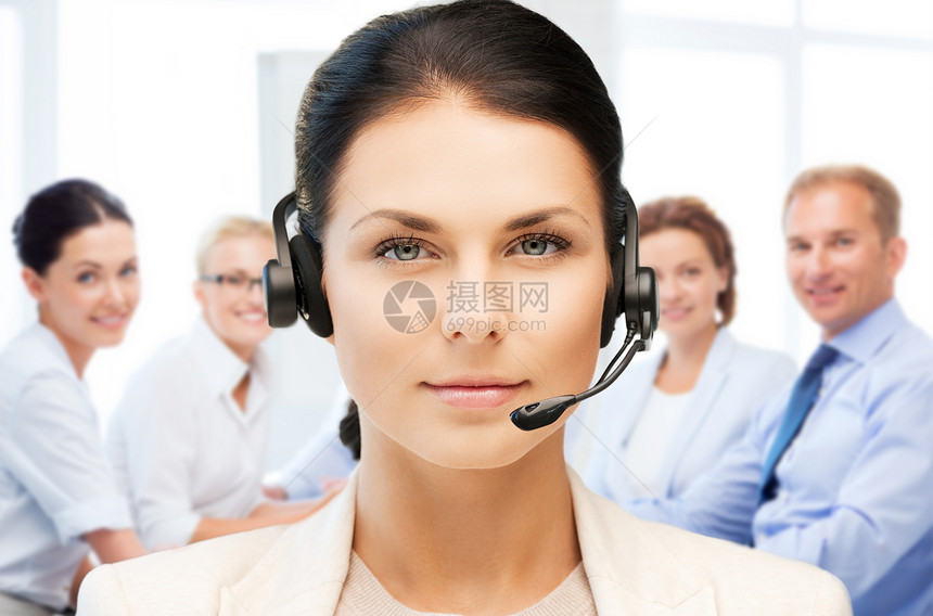 呼叫中心有耳机的电话接线员工人服务求助帮助秘书办公室女士中心女性咨询图片