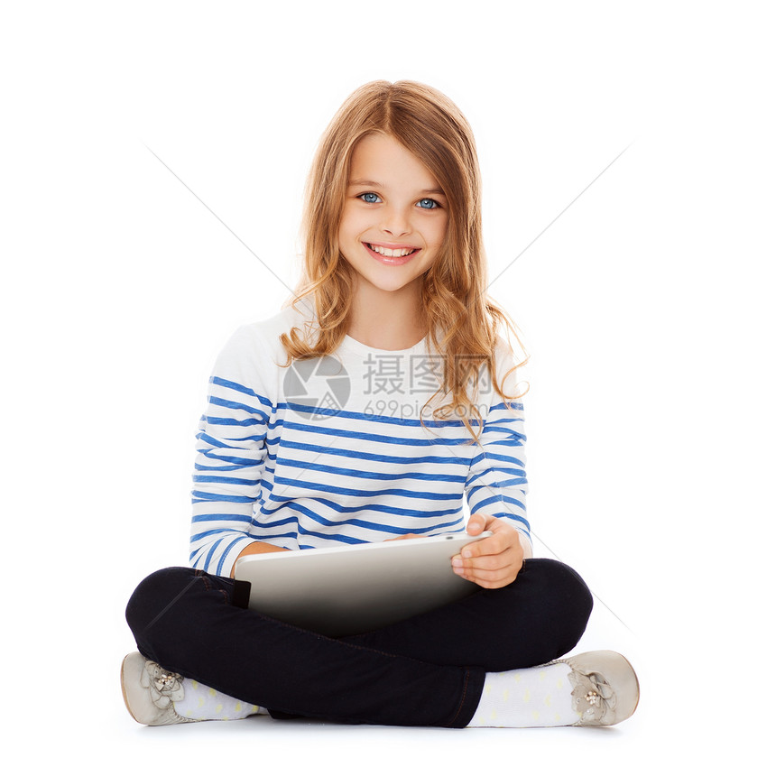 拥有平板电脑的女学生学校青少年女孩冲浪互联网学生童年学者玩家药片图片