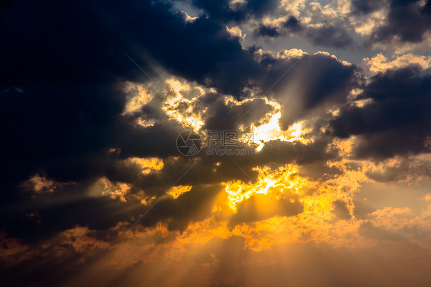 太阳光线 月光 云彩 紫色天空蓝色日落橙子太阳光线戏剧性射线天堂空气日出气氛图片