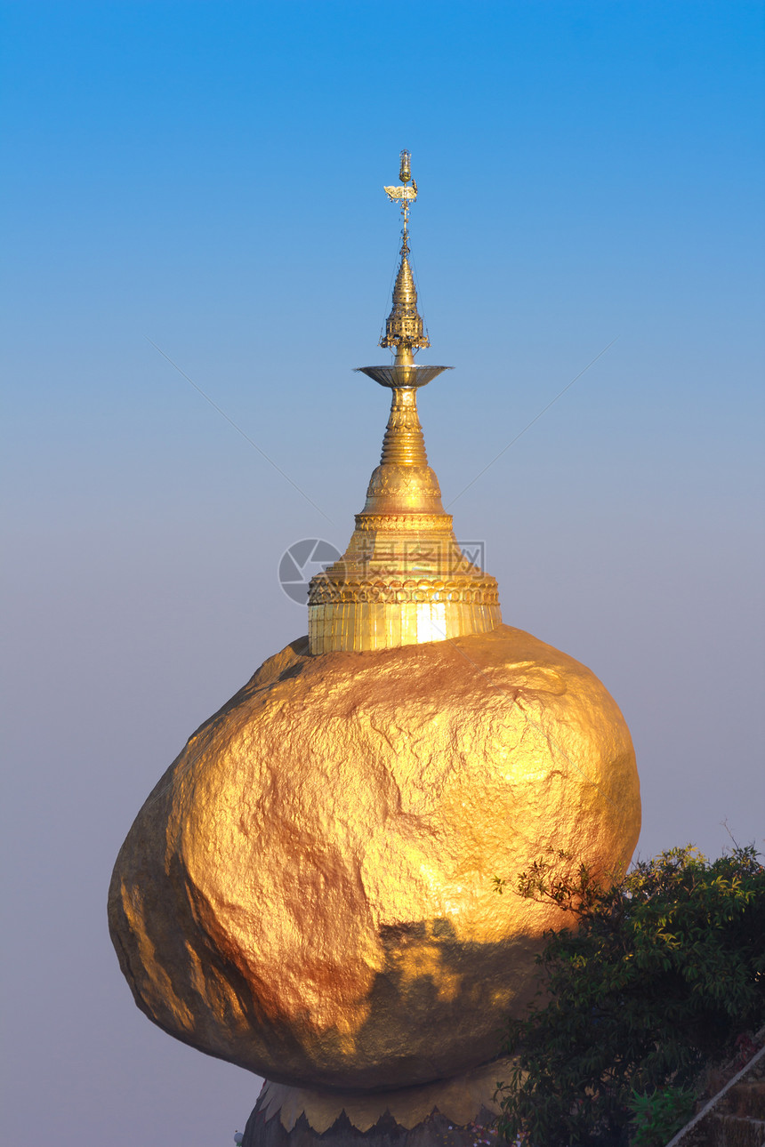 基亚基蒂约帕果达寺庙橙子旅行地标巨石宗教蓝色佛教徒阳光栖息图片