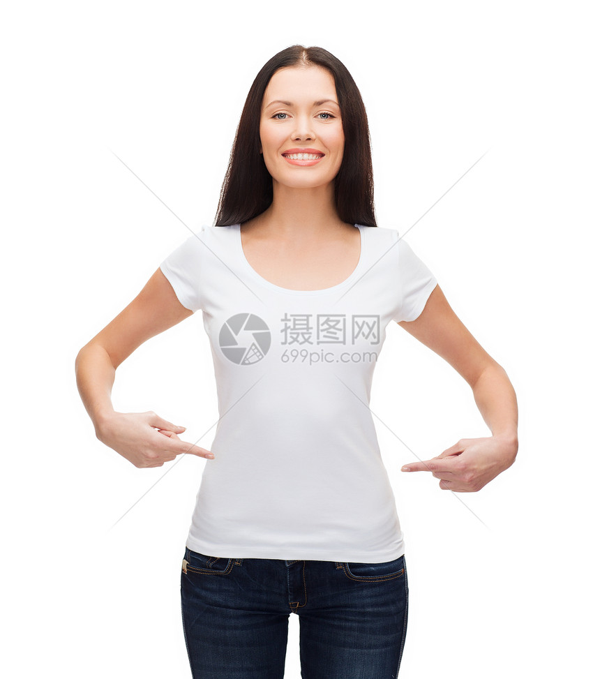 穿着白白白色衬衫的笑着女人微笑快乐打印棉布学生青少年女性广告女士女孩图片