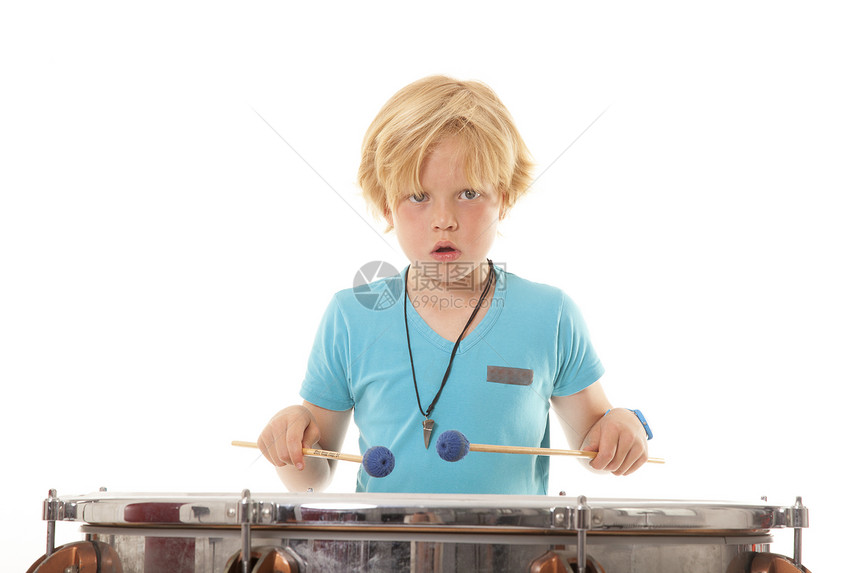 年轻男孩玩卡特勒姆孩子孩子们音乐岩石乐趣男生青年噪音乐器金发图片