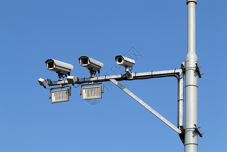 大哥警察安全记录服务监控手表中心监督交通控制高清图片