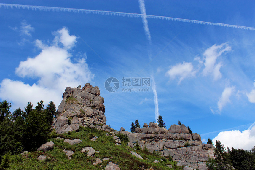 喀尔巴阡山大岩石假期环境地区森林旅游画报痕迹农村风景地层图片