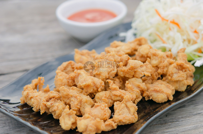 深炸鸡营养黄色油炸美食肌腱盘子棕色食物图片