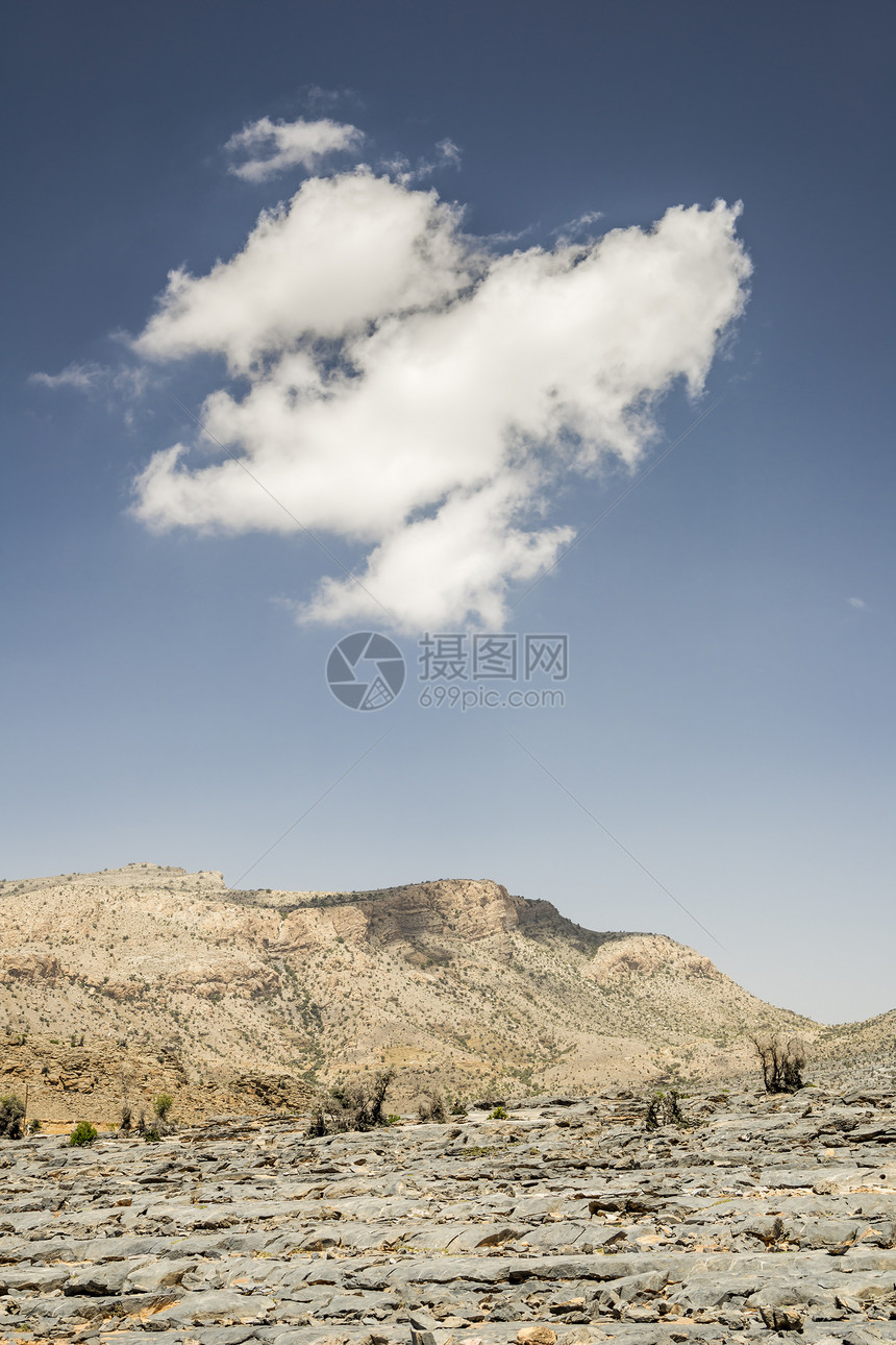 阿曼旅行沙漠地质学峡谷探索丘陵踪迹天空骨折旱谷图片