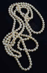 珍珠黑色配件白色珠子串珠项链背景图片
