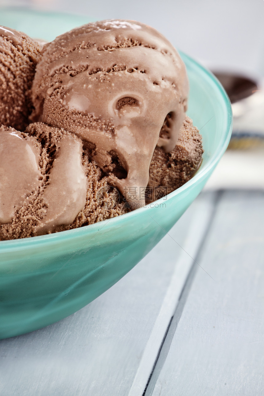 巧克力冰淇淋碗育肥美食家甜食用具宏观甜点盘子冰冻小吃圣代图片